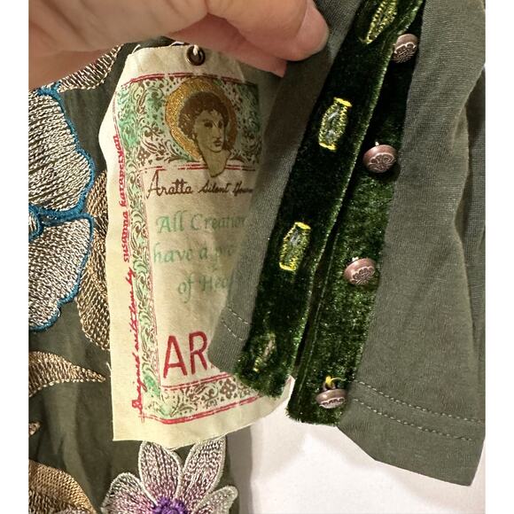 Aratta Green Floral Long Sleeve Top Size Sm/Med NWOT Embroidery Velvet Accents - Picture 7 of 12
